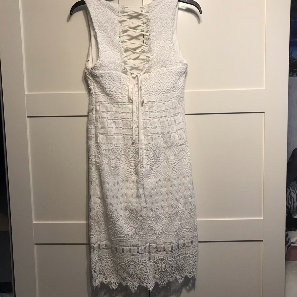 White lace sleeveless open back dress